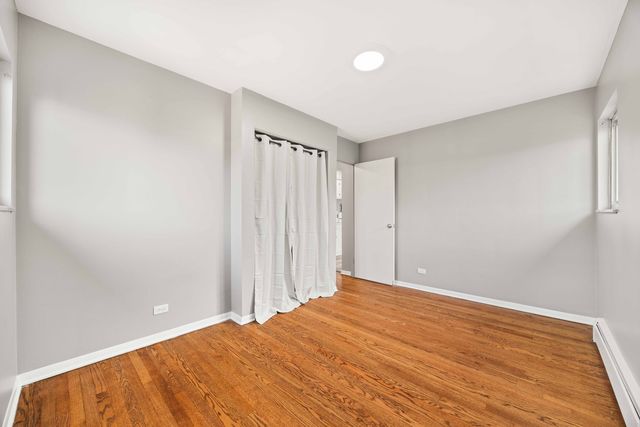 16 N Garfield Street 2H, Lombard, IL 60148