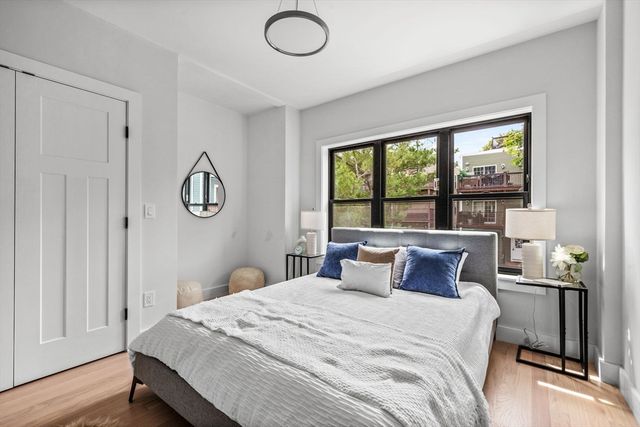 198 Bowen 1, Boston, MA 02127