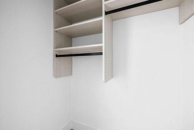 198 Bowen 1, Boston, MA 02127