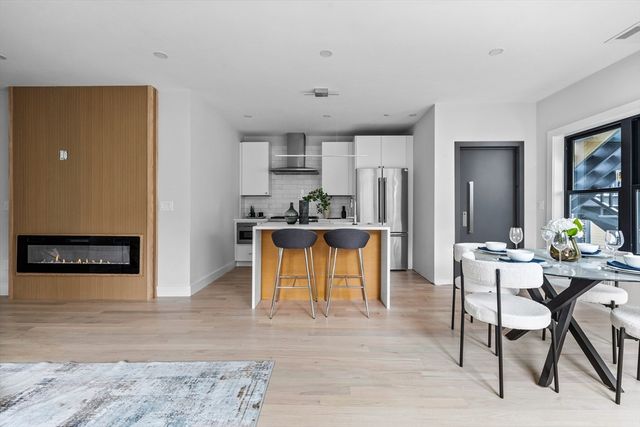 198 Bowen 1, Boston, MA 02127