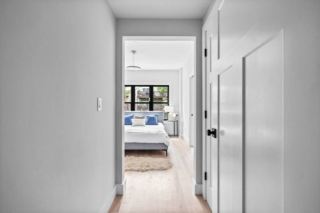 198 Bowen 1, Boston, MA 02127