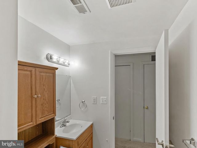 629 LIONS GATE LN, Odenton, MD 21113