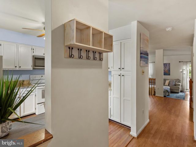 629 LIONS GATE LN, Odenton, MD 21113