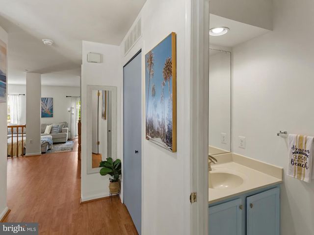 629 LIONS GATE LN, Odenton, MD 21113