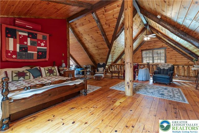 325 Raubsville Road, Williams Twp, PA 18042
