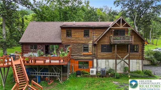 325 Raubsville Road, Williams Twp, PA 18042