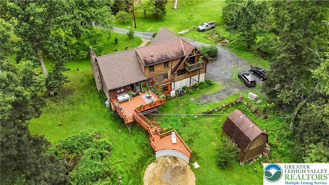 325 Raubsville Road, Williams Twp, PA 18042