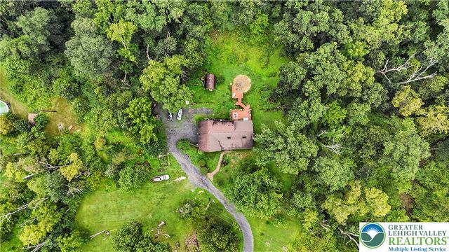 325 Raubsville Road, Williams Twp, PA 18042
