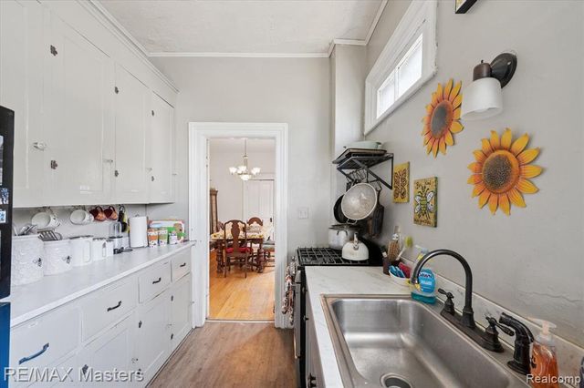 126 Poplar Street, Wyandotte, MI 48192