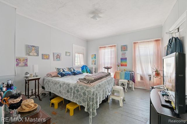 126 Poplar Street, Wyandotte, MI 48192