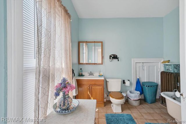 126 Poplar Street, Wyandotte, MI 48192