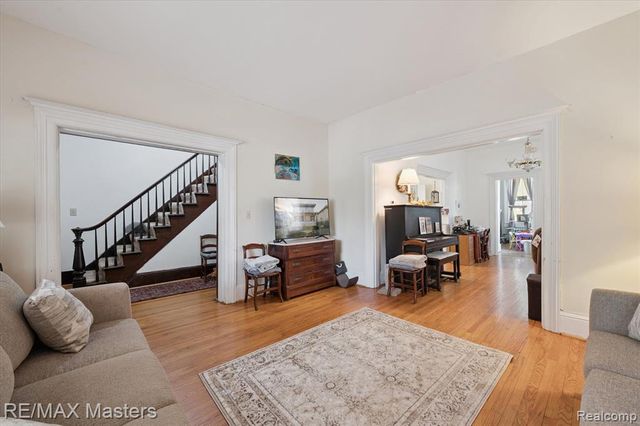 126 Poplar Street, Wyandotte, MI 48192