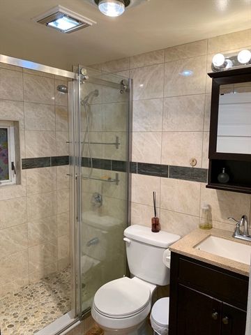 292 Billings Rd, Quincy, MA 02170