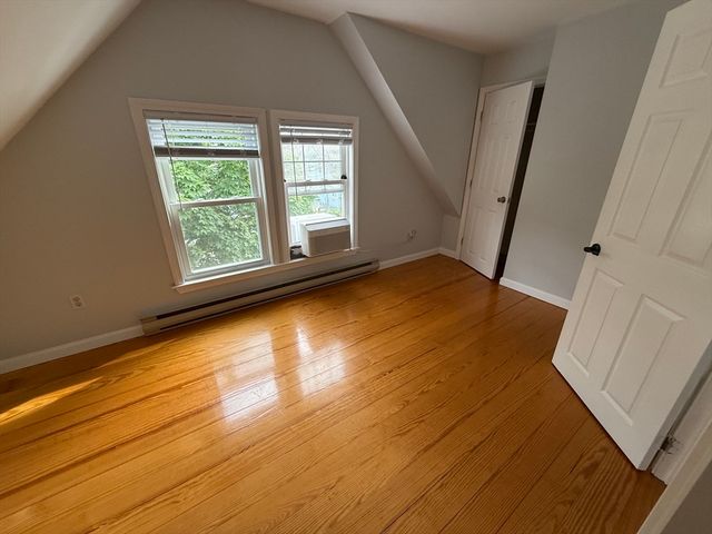292 Billings Rd, Quincy, MA 02170