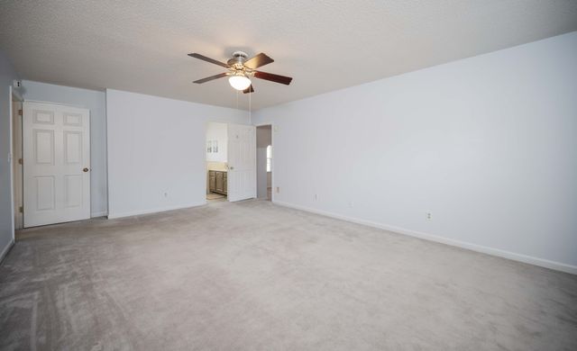 2623 Charter Ct, Murfreesboro, TN 37129