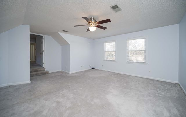 2623 Charter Ct, Murfreesboro, TN 37129