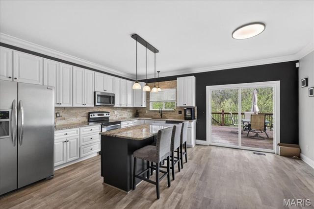1535 Heritage Valley Drive, High Ridge, MO 63049