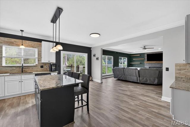 1535 Heritage Valley Drive, High Ridge, MO 63049