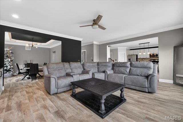 1535 Heritage Valley Drive, High Ridge, MO 63049