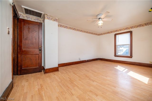 8198 Erie Street, Masury, OH 44438