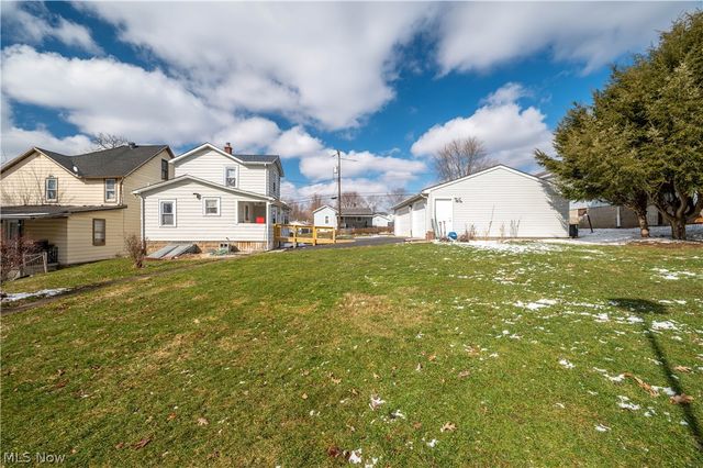 8198 Erie Street, Masury, OH 44438