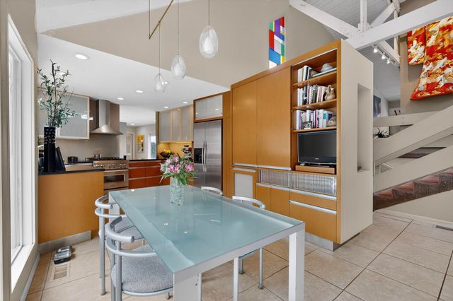 302 Juniper Hill Road NE, Albuquerque, NM 87122