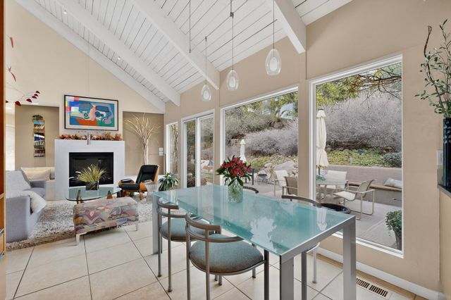 302 Juniper Hill Road NE, Albuquerque, NM 87122