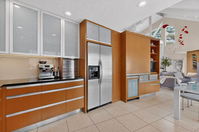 302 Juniper Hill Road NE, Albuquerque, NM 87122