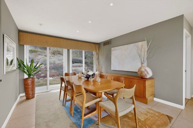 302 Juniper Hill Road NE, Albuquerque, NM 87122