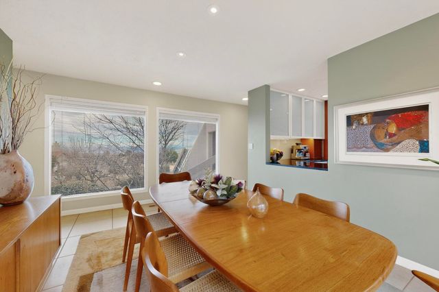 302 Juniper Hill Road NE, Albuquerque, NM 87122