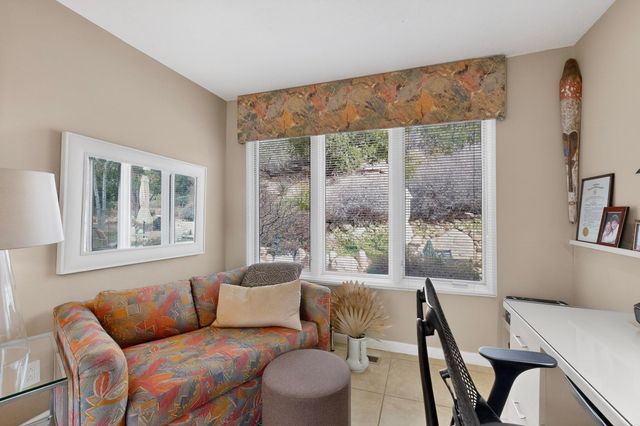 302 Juniper Hill Road NE, Albuquerque, NM 87122