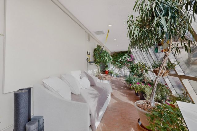 302 Juniper Hill Road NE, Albuquerque, NM 87122