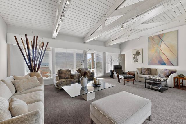 302 Juniper Hill Road NE, Albuquerque, NM 87122