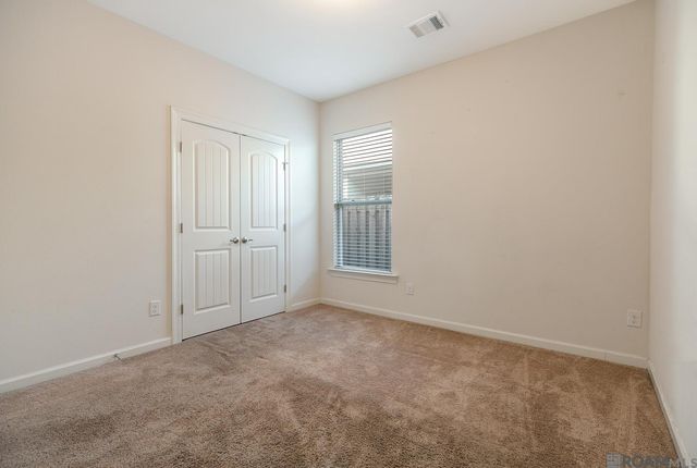 7804 W Pelican Lakes Ave, Baton Rouge, LA 70820