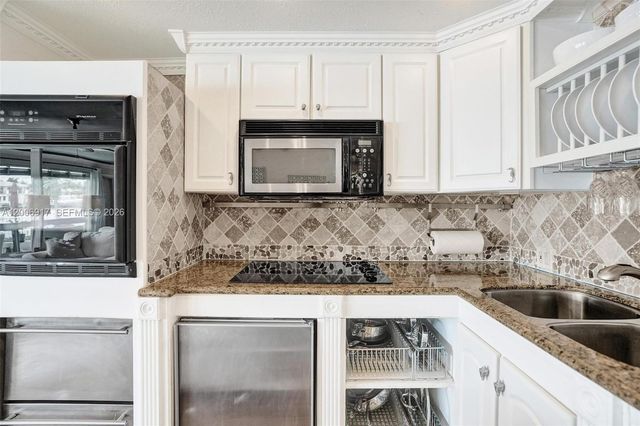 1105 S Riverside Dr 107, Pompano Beach, FL 33062