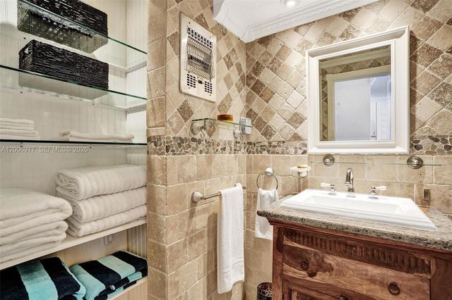 1105 S Riverside Dr 107, Pompano Beach, FL 33062