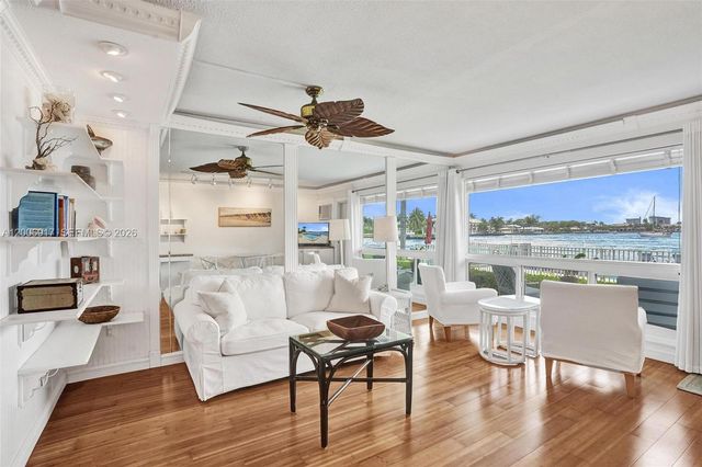 1105 S Riverside Dr 107, Pompano Beach, FL 33062