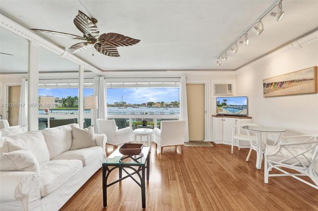 1105 S Riverside Dr 107, Pompano Beach, FL 33062