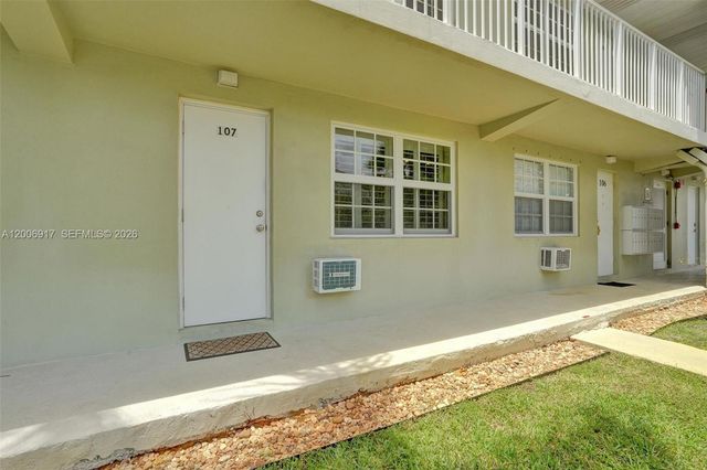 1105 S Riverside Dr 107, Pompano Beach, FL 33062