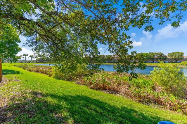 2583 SE 13th Ct, Homestead, FL 33035