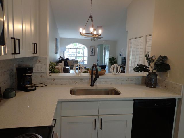 1169 Mulberry Place, Wellington, FL 33414