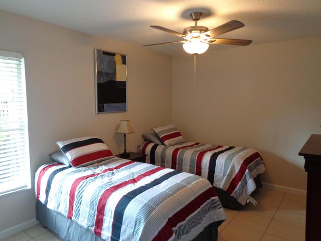 1169 Mulberry Place, Wellington, FL 33414