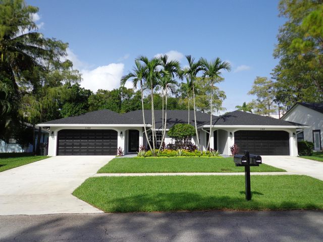 1169 Mulberry Place, Wellington, FL 33414