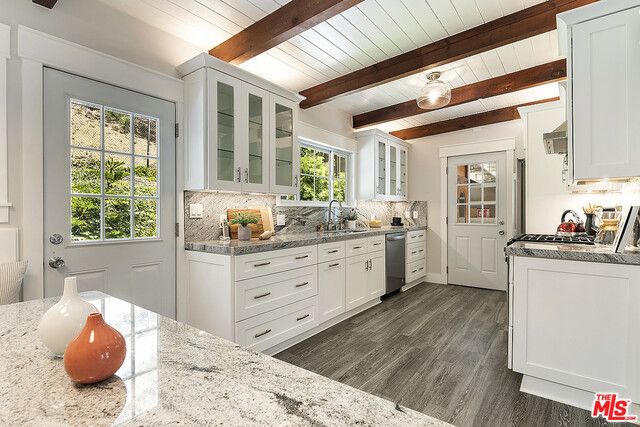 3908 A & B Las Flores Canyon Road, Malibu, CA 90265