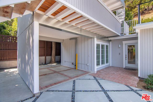 3908 A & B Las Flores Canyon Road, Malibu, CA 90265