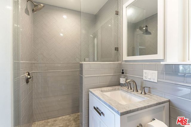 3908 A & B Las Flores Canyon Road, Malibu, CA 90265