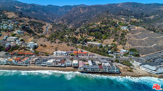3908 A & B Las Flores Canyon Road, Malibu, CA 90265