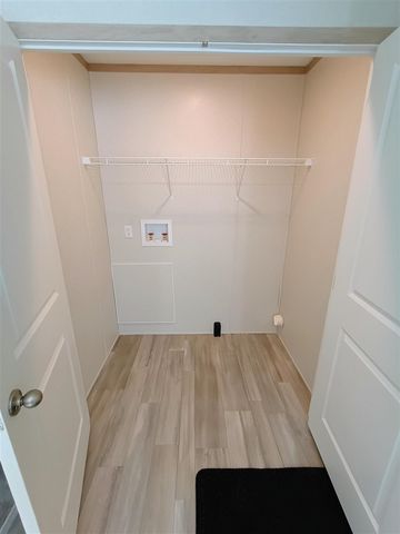 390 12th Street, Plainwell, MI 49080