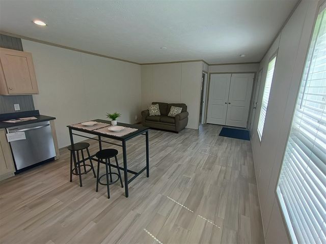 390 12th Street, Plainwell, MI 49080