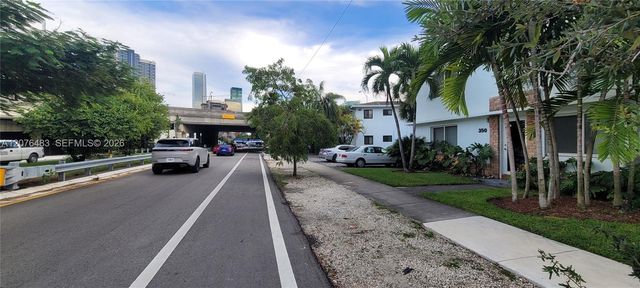 350 SW 15th Road 4, Miami, FL 33129